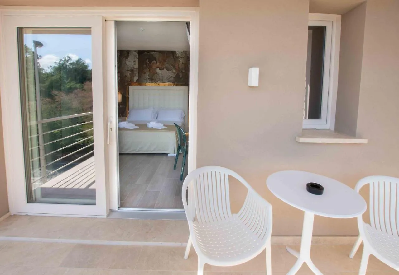 Hotel Boutique Carolina Marina di Castagneto Carducci 3*,  Italia